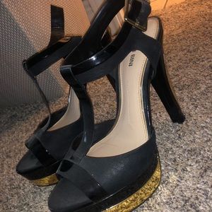 Gianni Bono Black & Gold Heels